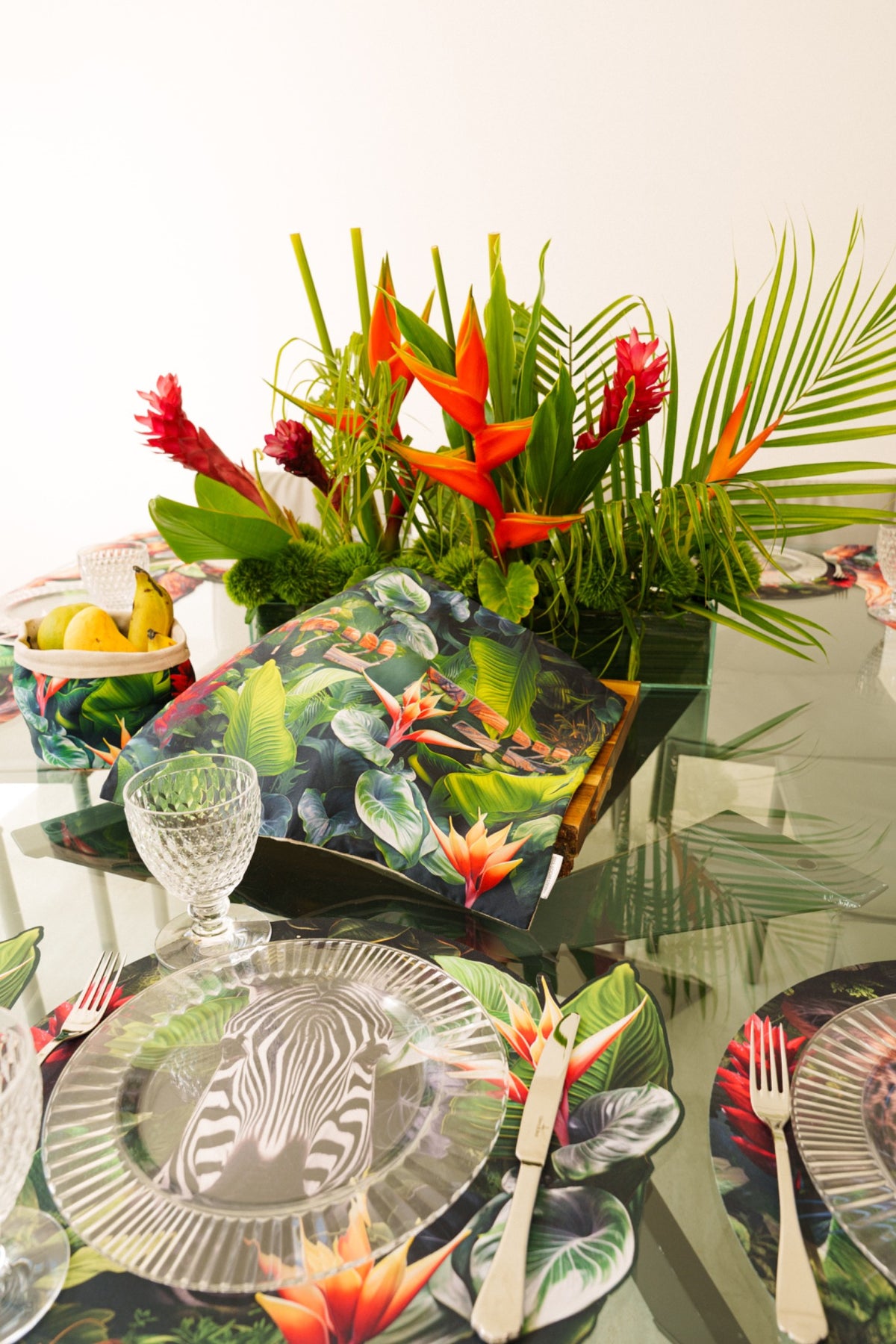 Bread Basket Wild Tropics